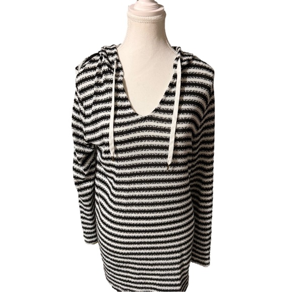 La Blanca black and white striped hoodie coverup size medium - Picture 1 of 3